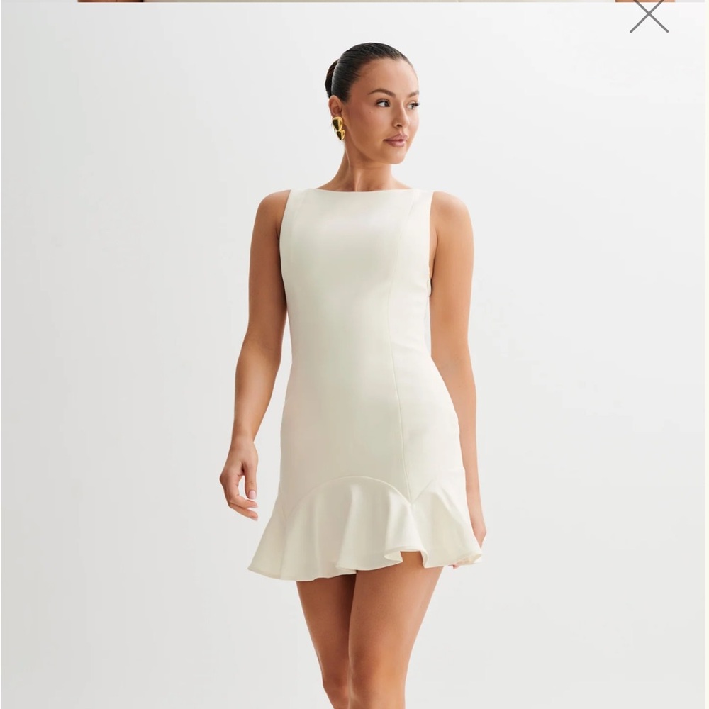Elegant White Ruffle Hem Dress